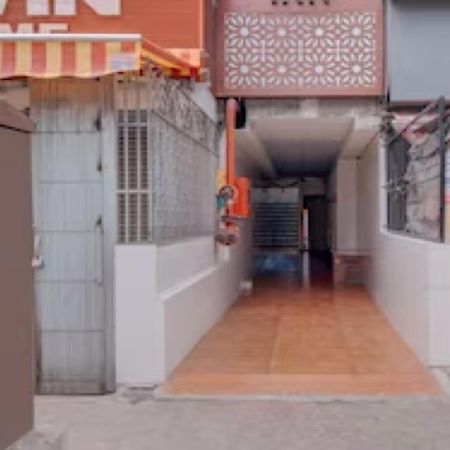 Hotel Spring Residency Мумбаи Экстерьер фото